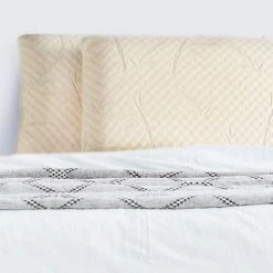 Olympe Surmatelas + Protège Matelas + Couette + Oreiller 180x200 -Surmatelas Soldes Magasin surmatelas protege matelas couette oreiller 180x200 2