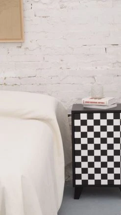 RNT By Really Nice Things Tables De Chevet Table Chevet 1 Porte Laquée Pin Massif Blanc Et Noir. 9 RNT By Really Nice Things Tables De Chevet Table Chevet 1 Porte Laquée Pin Massif Blanc Et Noir. -Surmatelas Soldes Magasin table chevet 1 porte laquee pin massif blanc et noir 2