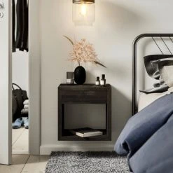 WOODEK Tables De Chevet Table De Chevet Avec Tiroir En Hêtre Noir -Surmatelas Soldes Magasin table de chevet avec tiroir en hetre noir 1