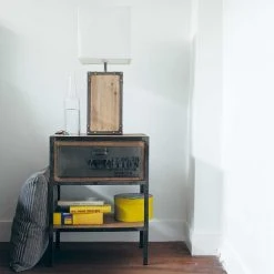 Maisons Du Monde Tables De Chevet Table De Chevet Avec Tiroir En Métal Noire L 45 Cm -Surmatelas Soldes Magasin table de chevet avec tiroir en metal noire l 45 cm 1000 5 8 115792 2