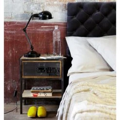 Maisons Du Monde Tables De Chevet Table De Chevet Avec Tiroir En Métal Noire L 45 Cm -Surmatelas Soldes Magasin table de chevet avec tiroir en metal noire l 45 cm 1000 5 8 115792 6