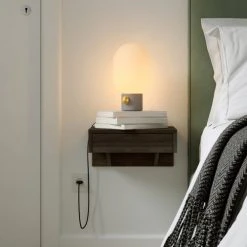 WOODEK Tables De Chevet Table De Chevet En Hêtre Noir Huilé -Surmatelas Soldes Magasin table de chevet en hetre noir huile 1